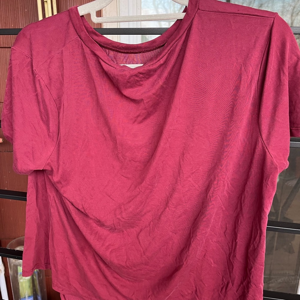 Distressed Light Red Top - Picture 2 of 3